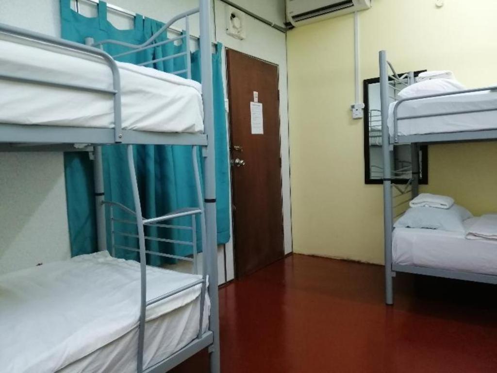 Spot On 89788 Musafir Transit Hotel Nilai Εξωτερικό φωτογραφία